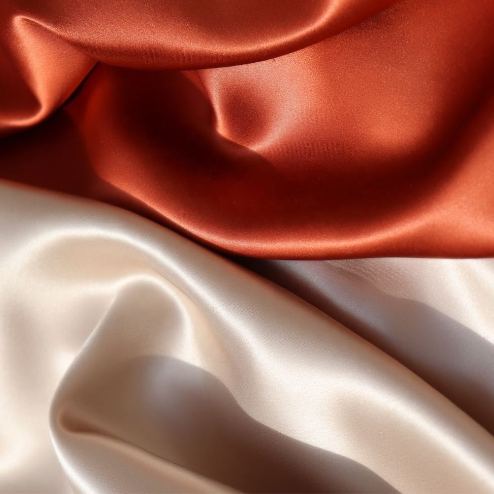 Detail morušové hedvábí NOX